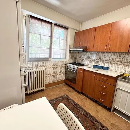 דירה Dni Apartment *